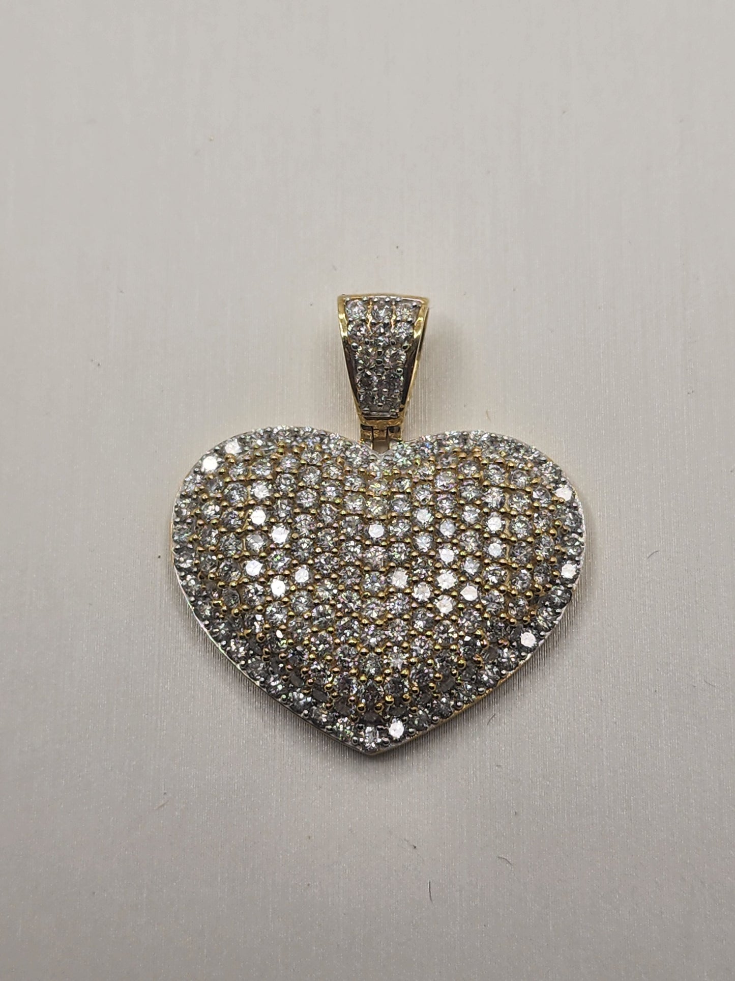2 tone Heart pendant, 10k yellow gold, Si diamonds