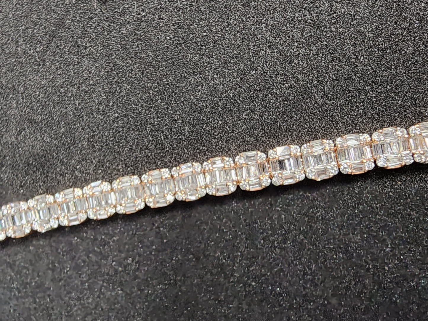 Baguette Tennis Bracelet - 10k Rose Gold - 3.85CT Si Diamonds - 8.5in long - 5mm